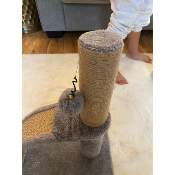 🐾 Cat Scratching Post with Inclined Board and Hanging Toy – Sisal Rope - Picture 3 of 6